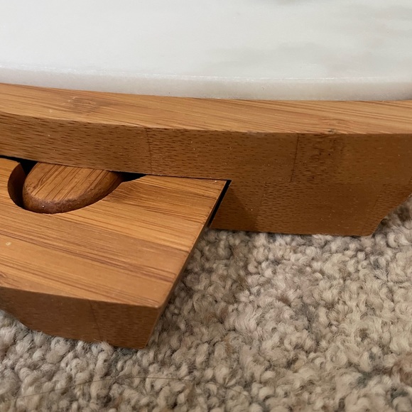 Marble Cheese board with Knives - Picture 9 of 13